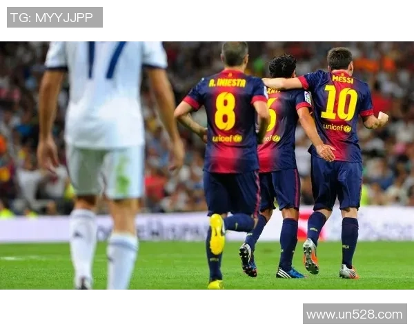 邦加与萨基列斯B队的激烈对决揭示了足球战术的深度与魅力