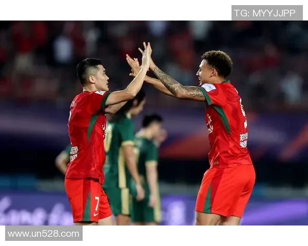 足协杯精彩对决广州恒大迎战河南建业全力争夺晋级名额